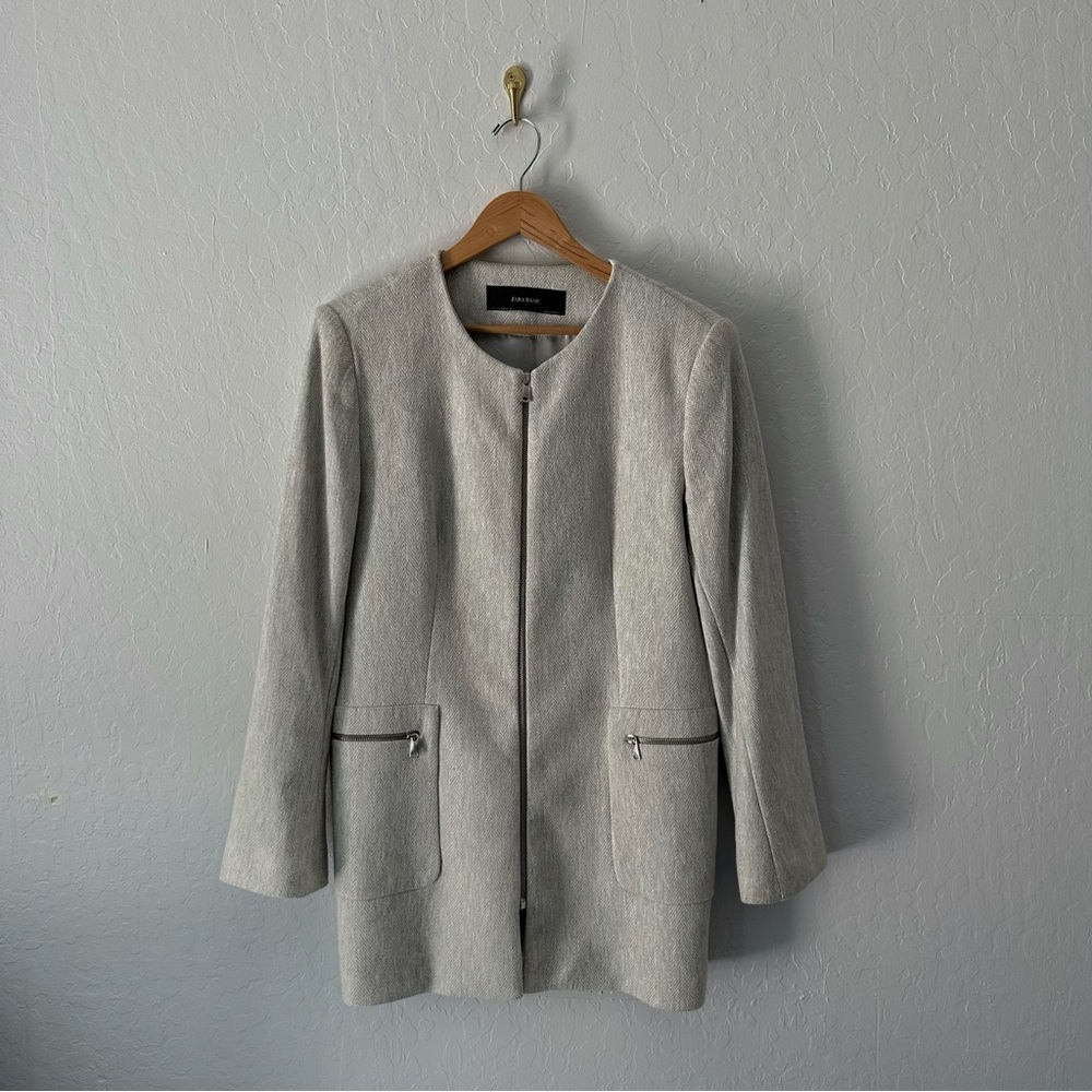 Zara Gray Blazer with Relaxed Silhouette